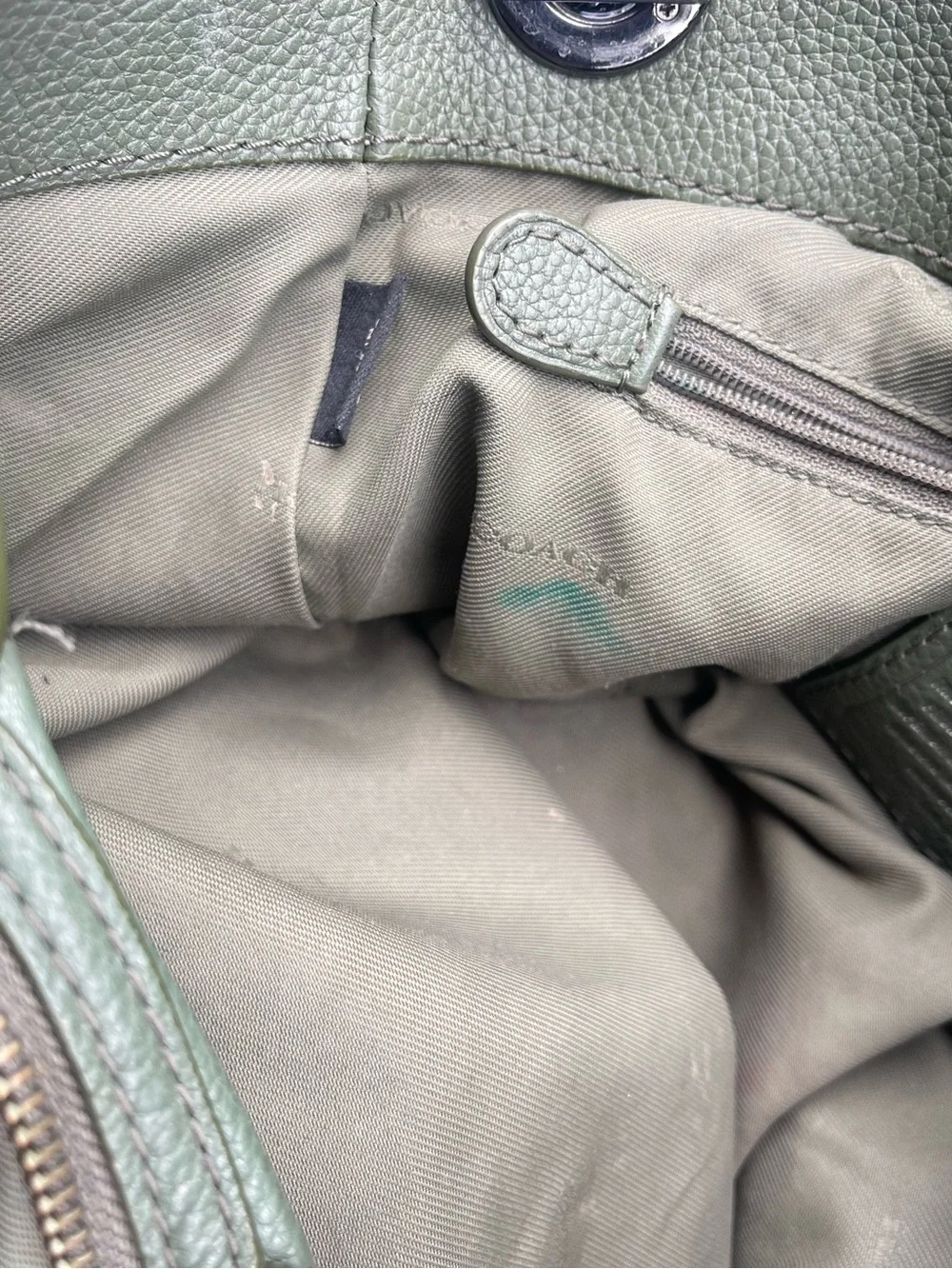 Coach Edie Pebble Leather Shoulder Bag – Green Turnlock Closure Purse Supple